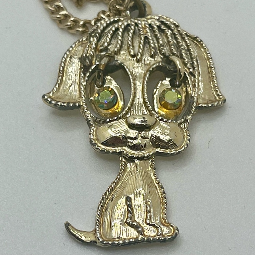 Vintage Gold Tone Puppy Pendant Necklace Articulating Eyes